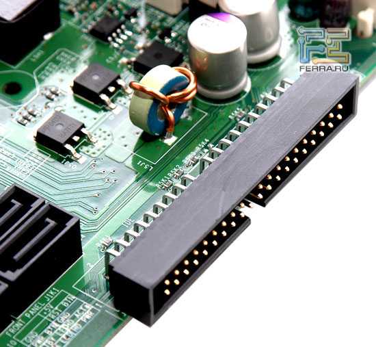 Тестируем плату с поддержкой технологии 3-Way SLI, высокими оверклокерскими и функциональными возможностями на основе флагмана системной логики NVIDIA - nForce 790i Ultra SLI.