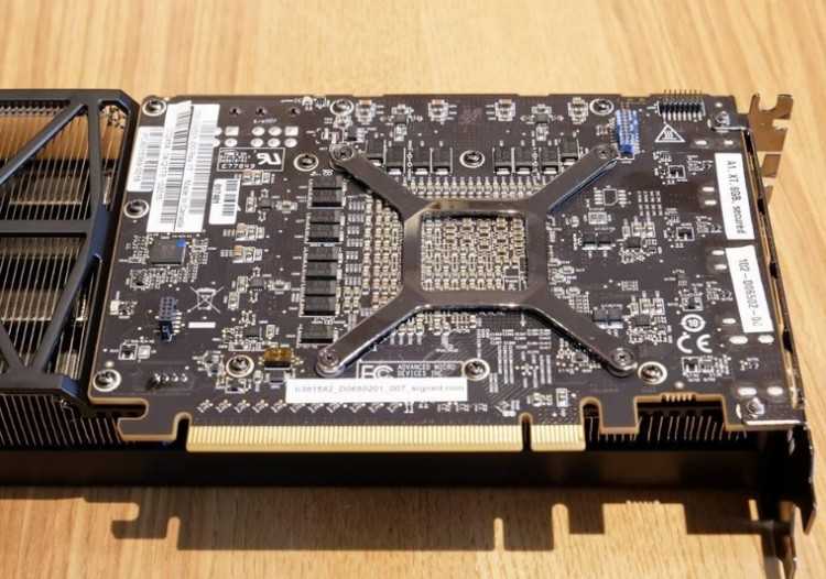 Изначально NVIDIA заложила достаточно большую разницу между GTX 1070 и GTX 1080. AMD воспользовалась этим и выпустила Radeon RX Vega 56, заняв пустующую нишу. Но «зеленые» решили не отсиживаться и поставить своего извечного соперника на место!